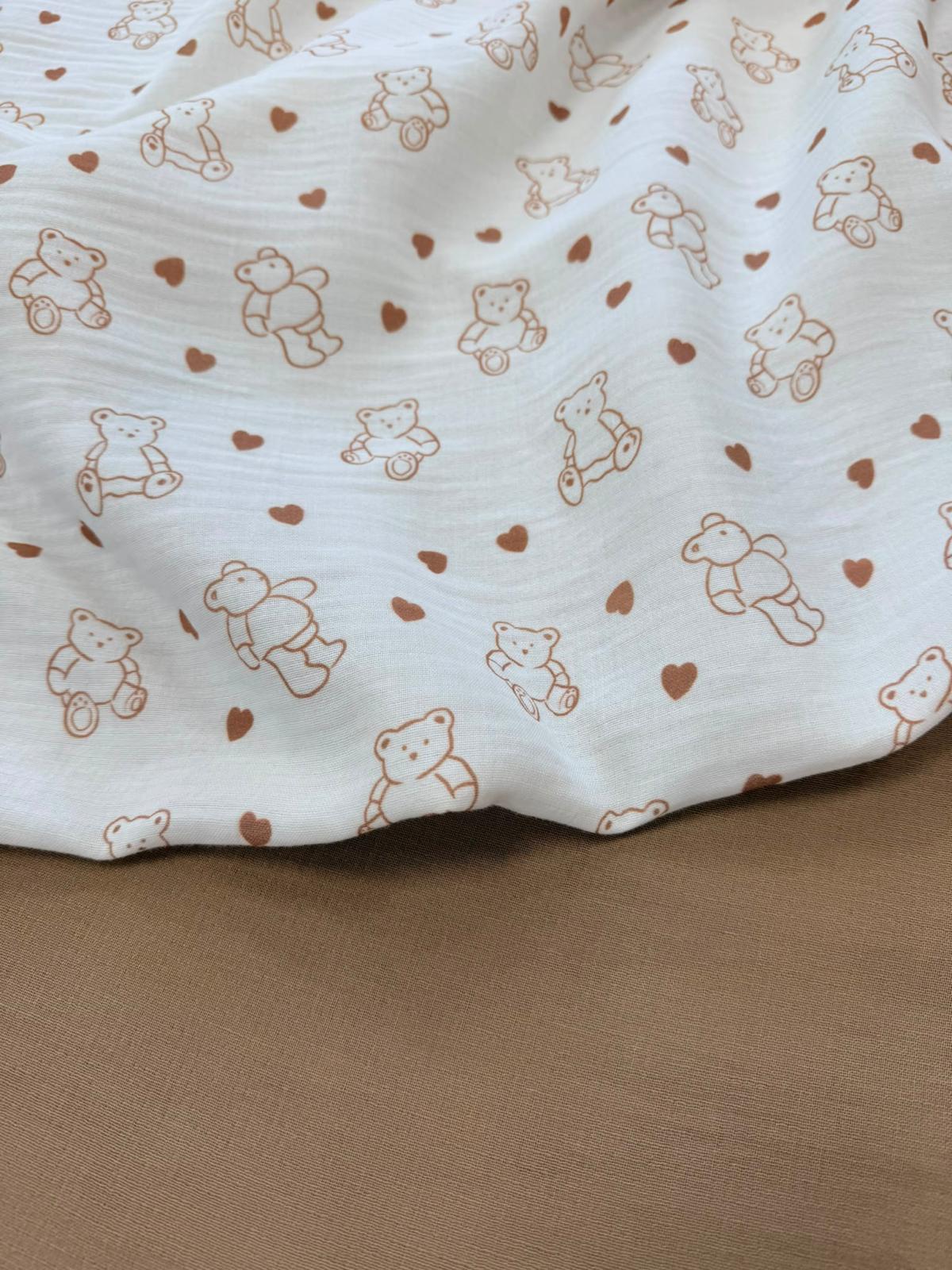 Müslin kumaş; yumuşak, hafif ve nefes alabilen dokusuyla bebek ve çocuk giyim, elbise, gömlek, şort, örtü, kundak, battaniye, havlu, bornoz ve çeşitli tekstil ürünlerinin üretiminde kullanıma uygundur.